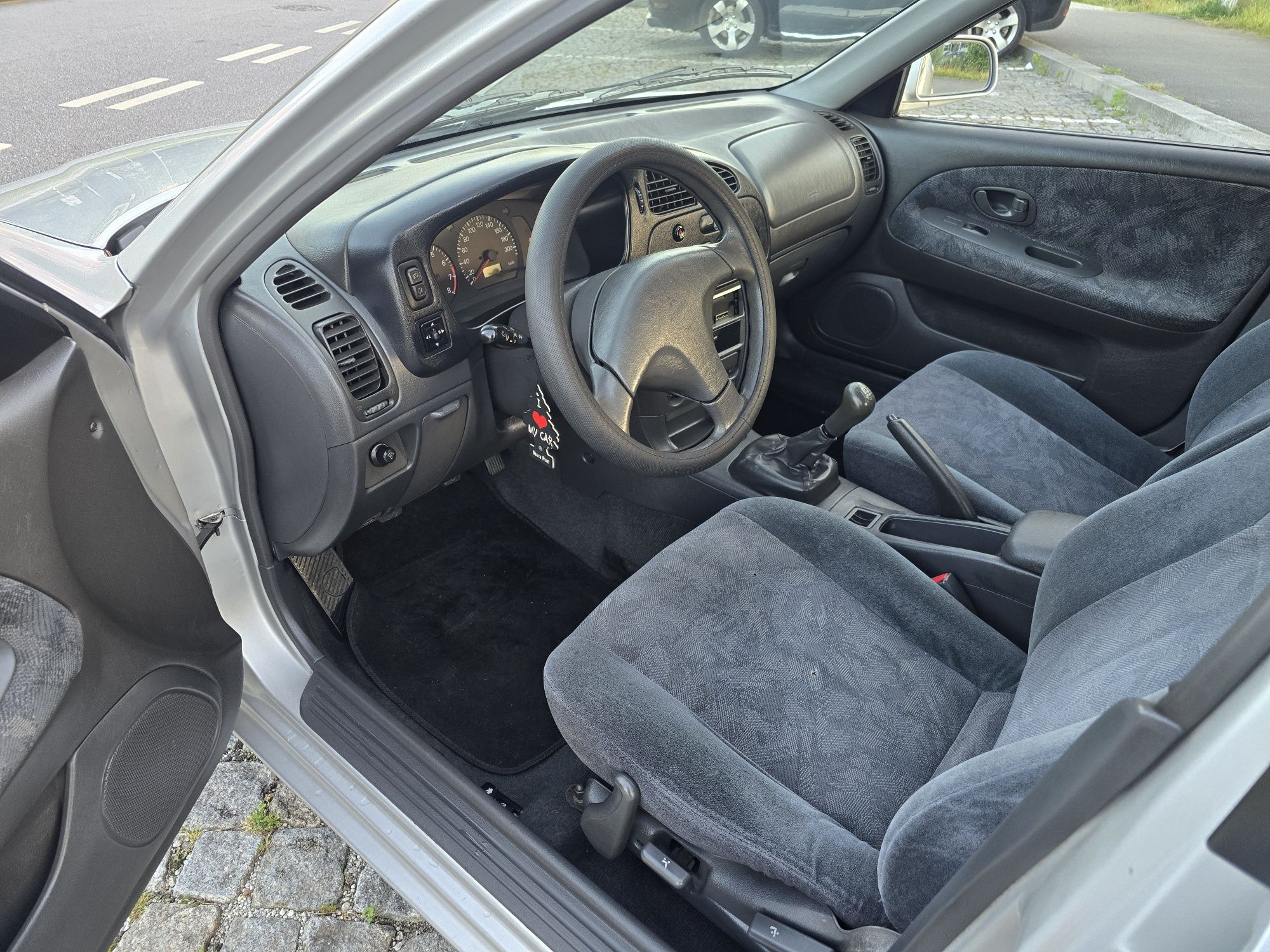 Mitsubishi Lancer 1.3 1 dono 123.000kms