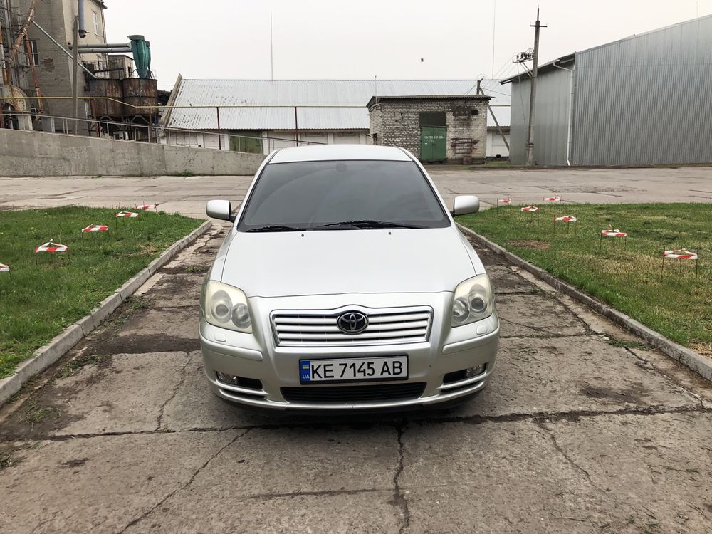 Продам Toyota Avensis T25 2.0