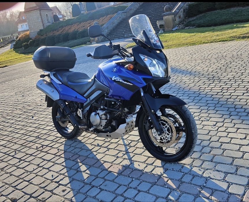 Stelaz czaszy lampy szyby Suzuki vstrom 2003 do 2012