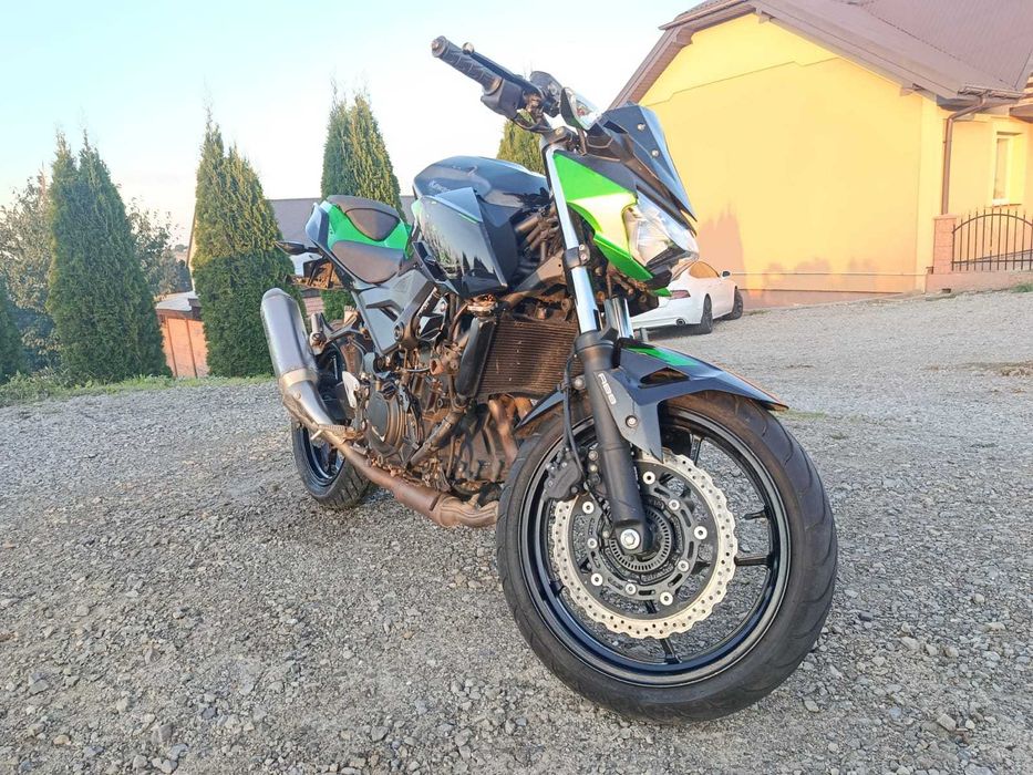 Kawasaki Z400, 2023r.