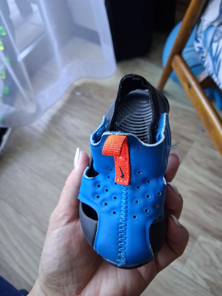 Nike sunray protect 2 rozmiar 19.5