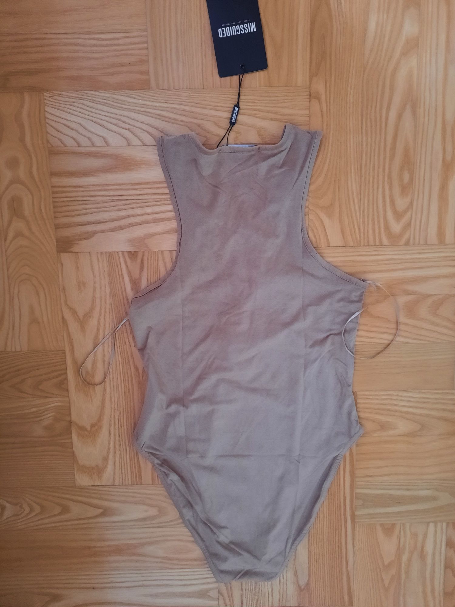 Body firmy Missguided rozm.S