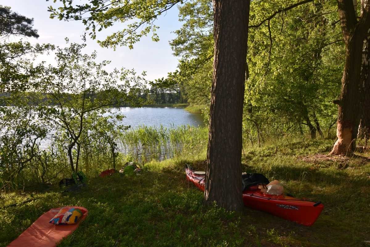 Uroczy domek w sercu lasu nad jeziorem Partęczyny, Warmia - Mazury