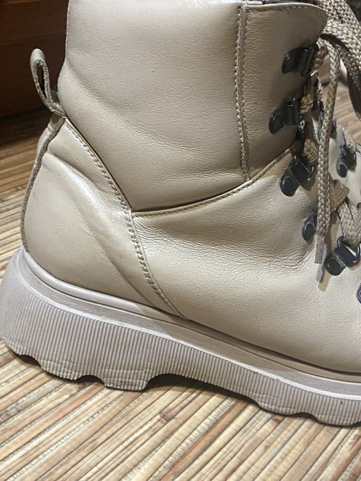 Женские зимние сапоги