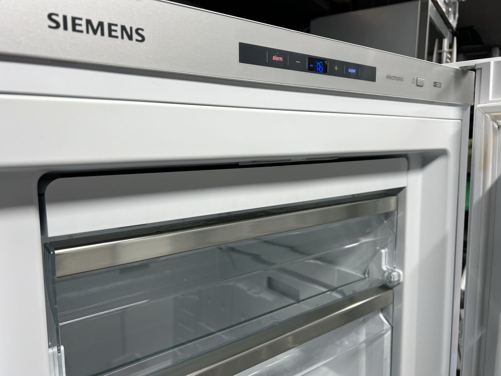 Морозильна Камера SIEMENS No-Frost iq500