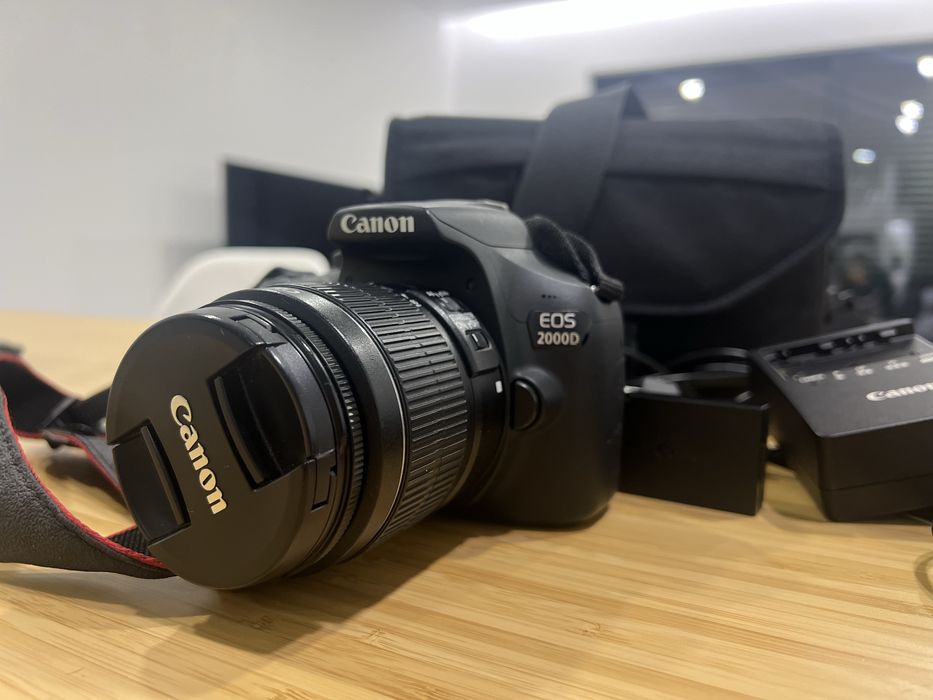 Canon EOS 2000D 18-55