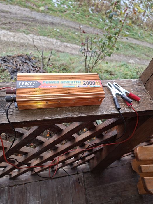 Автомобільний перетворювач напруги 12V-220V Power Inverter, потужністю