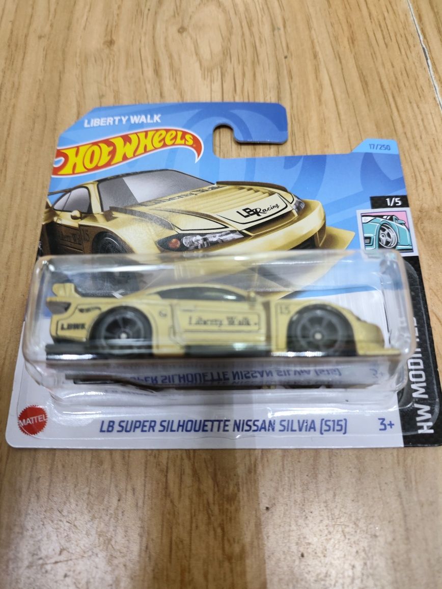 Lb super Silhouette Nissan Silvia S15 Hot Wheels