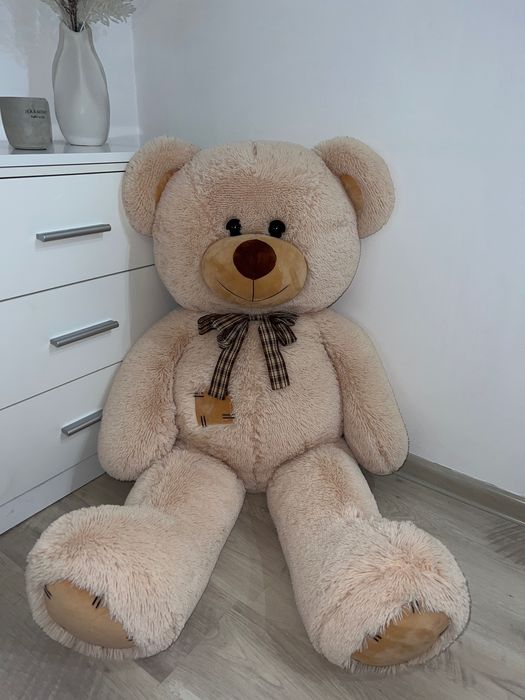 Плюшевий ведмідь