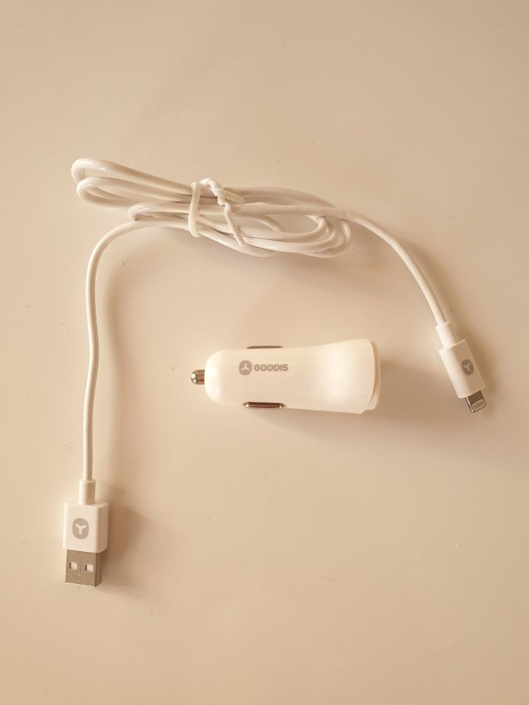 Adaptador de isqueiro Goodis com cabo iPhone com apenas 3 dias de uso