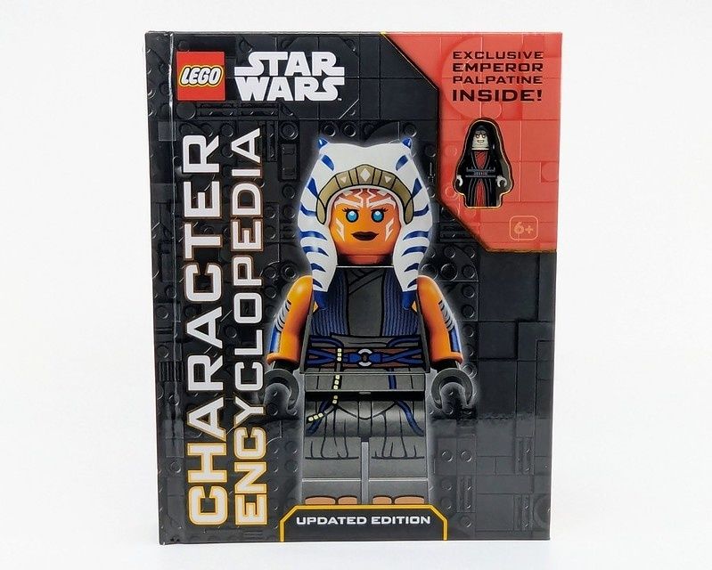 Книга LEGO Star Wars Character Encyclopedia Updated Edition