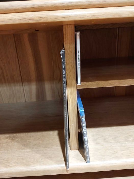 Szafka pod Telewizor Kler używana lity dąb naturalny lakier bezbarwny