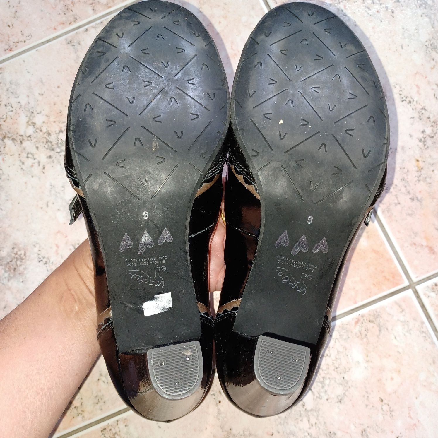 Buty firmy Per Una skórzane jak nowe