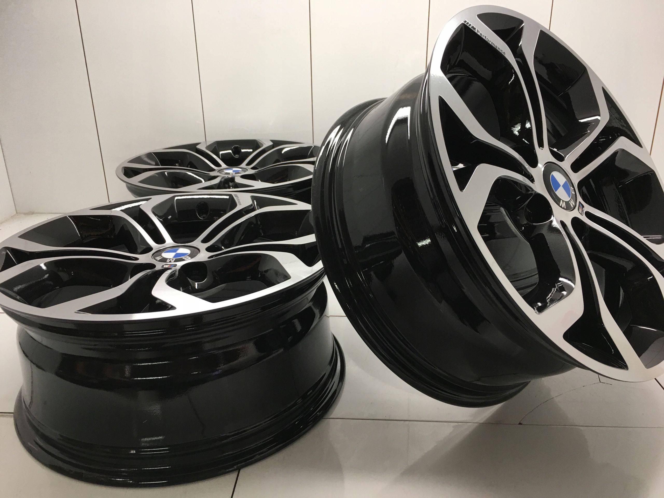 Felgi 19 BMW X5 X6 E70 F15 m Performance Ideal