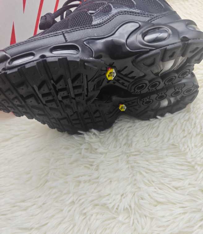 Nike Air Max Plus TN czarny EU 38