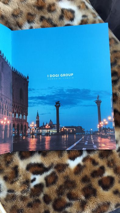 Книга альбом I Dogi group Венеція