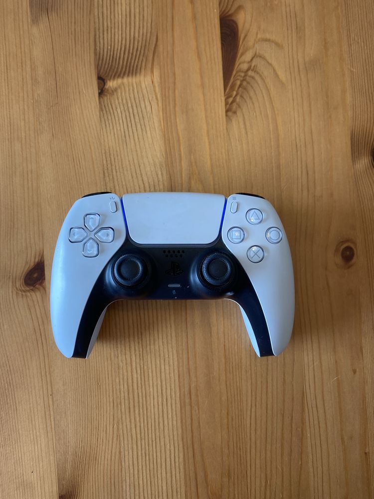 PlayStation 5 + comando