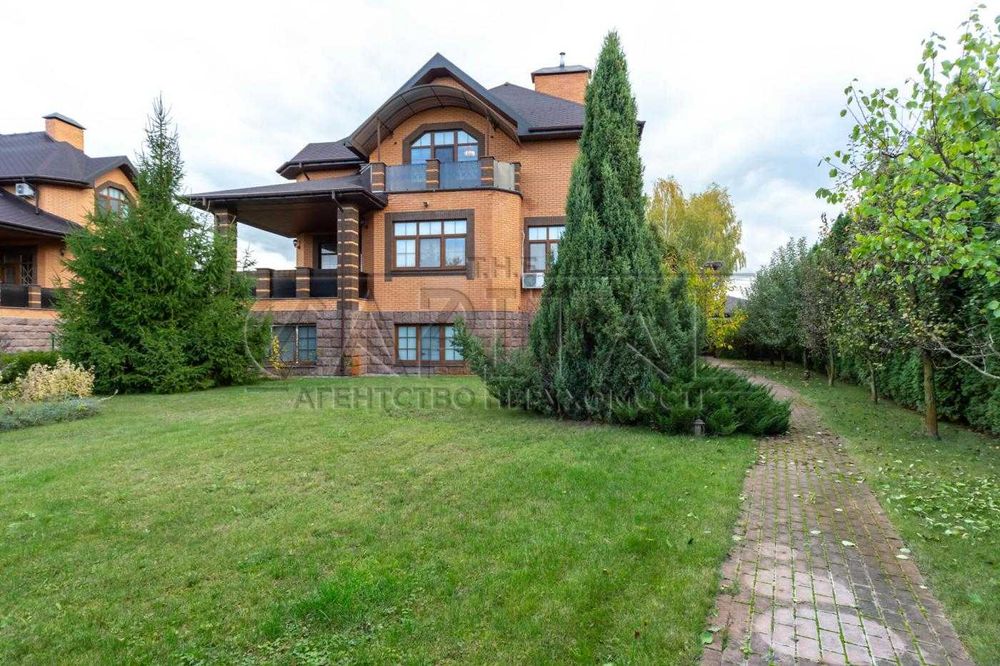 Здається в оренду розкішний будинок в Романкові 280м2 для вашої родини