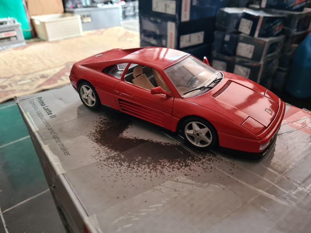 Ferrari 348 tb bburago 1:18
