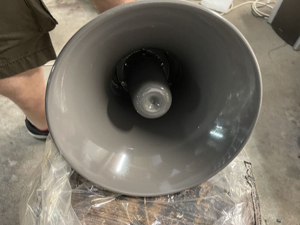 Colunas exteriores (cornetas) Celestion