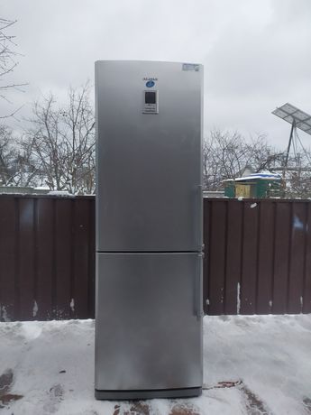 Холодильник Samsung no-frost