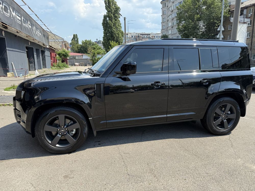 Land rover defender X- dynamic HSE black edition