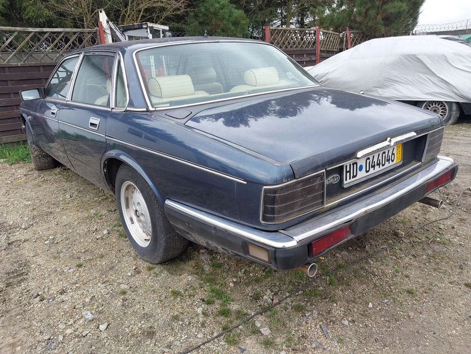 Jaguar XJ JAGUAR XJ40 lift 4.0l R6 233KM benzyna automat 90R