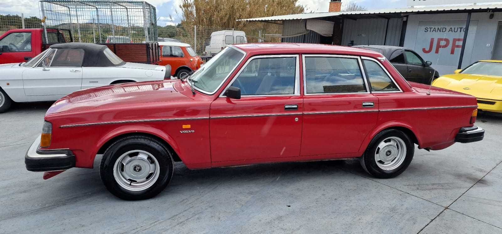 Volvo 244 GL em muito bom estado