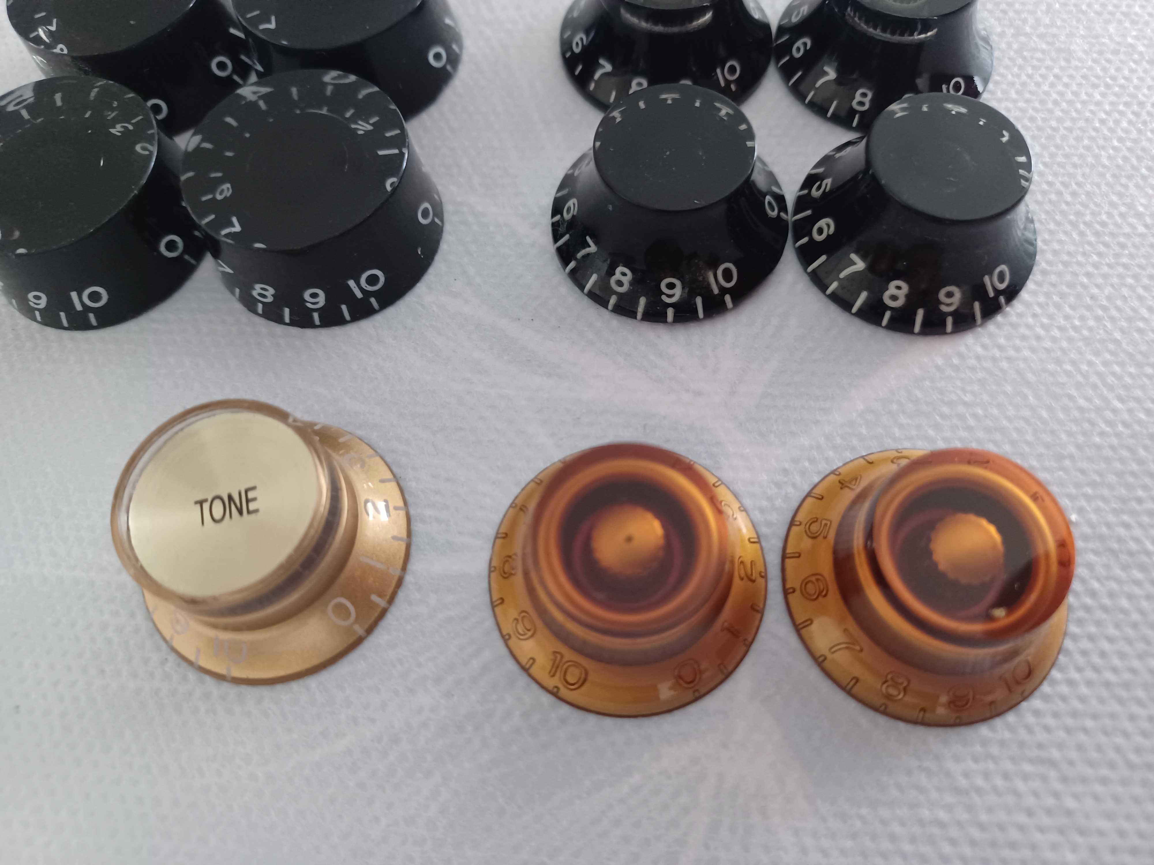 Diversas peças de susbtituição  para guitarra - plástico