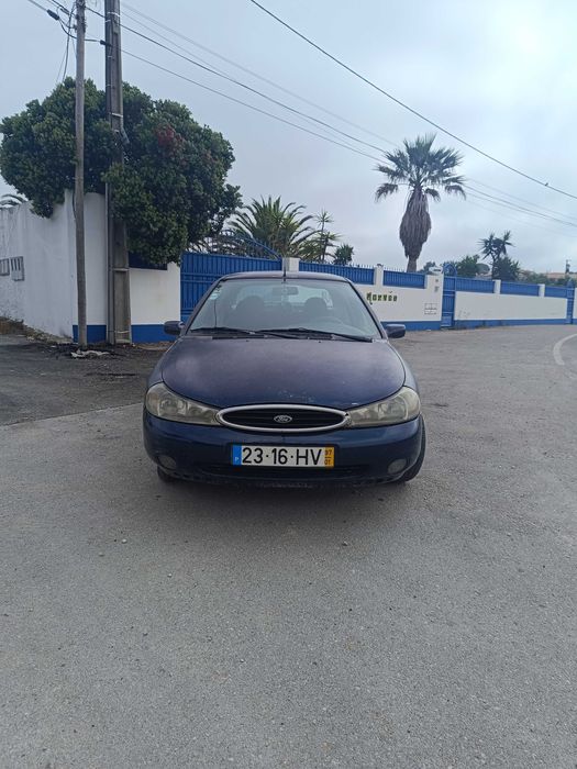 Troco ou vendo Ford Mondeo ghia 1.8td