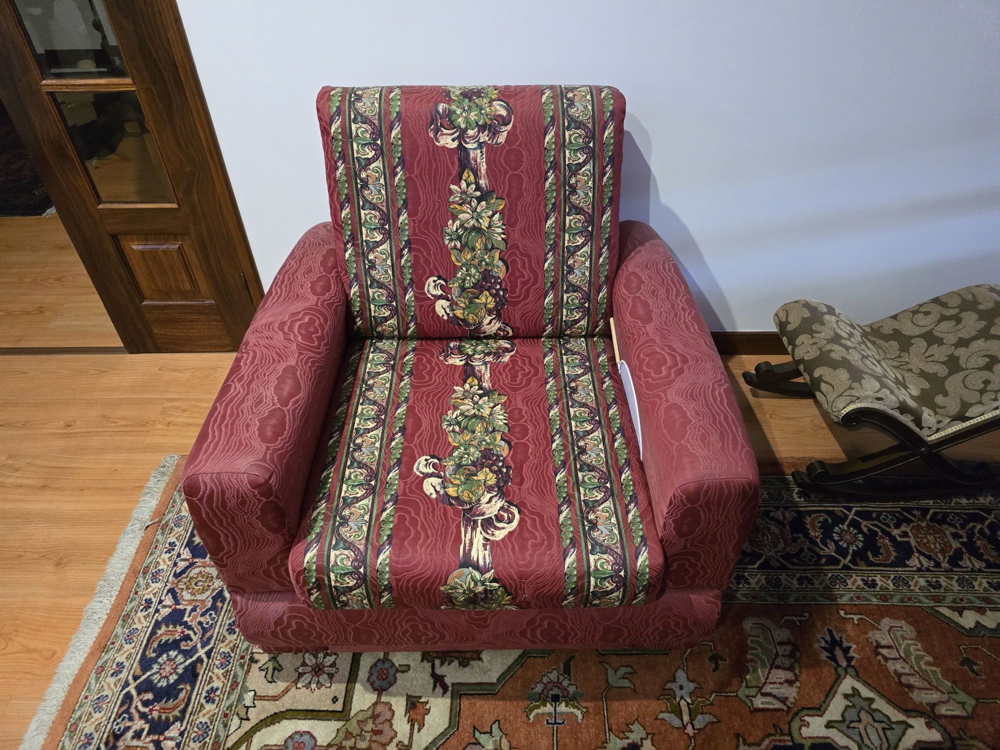 Conjunto de sofás usados como novos