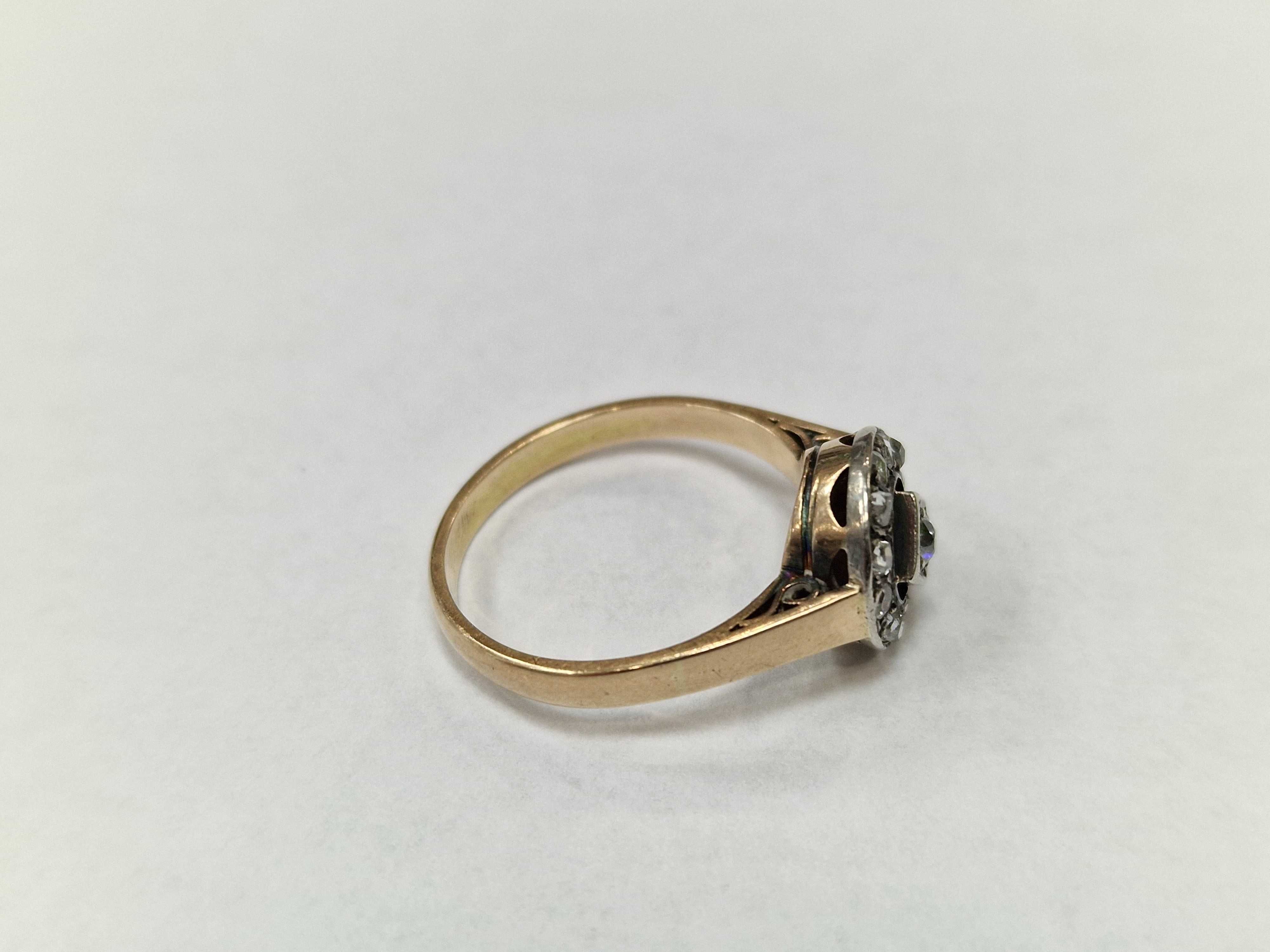Złoty pierścionek damski/ 585/ 0.33 CT/ 3.37 gram/ R15.5/ Stary szlif