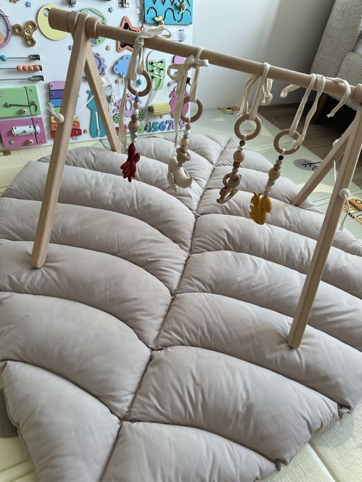 Стійка Підвіси Листочок-матрацик Ігровий коврик від kusaygrizi