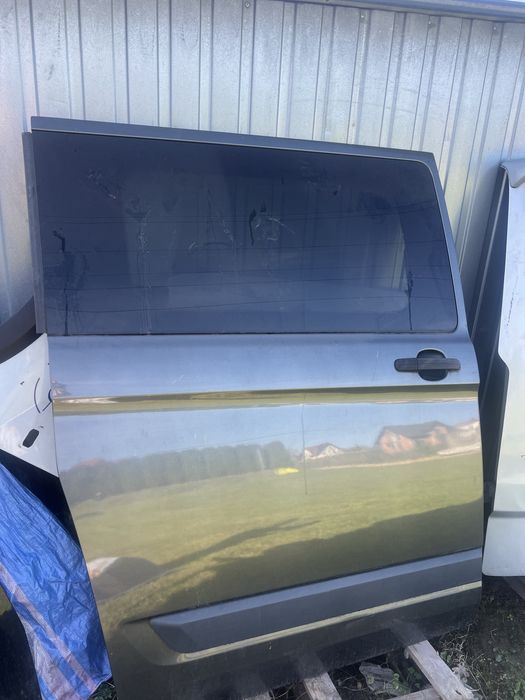 Prawe tylne drzwi przesuwne Ford Transit Custom 2017r.