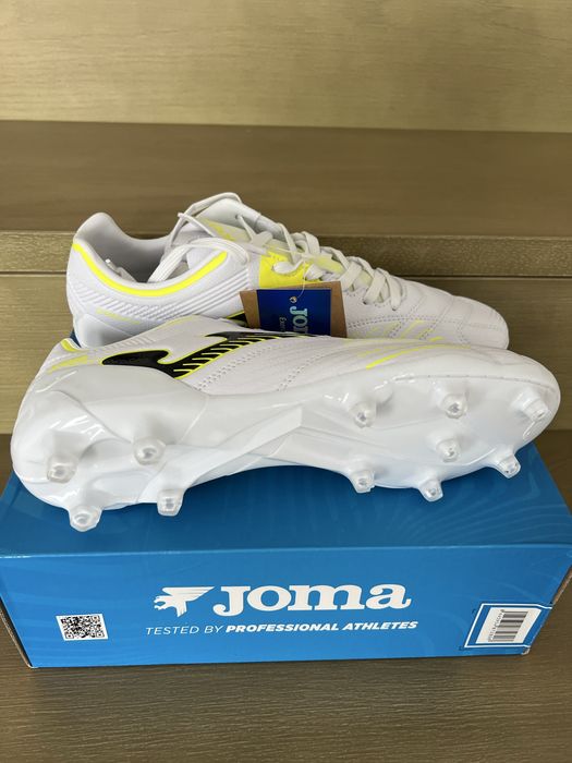 Chuteiras JOMA - Score
