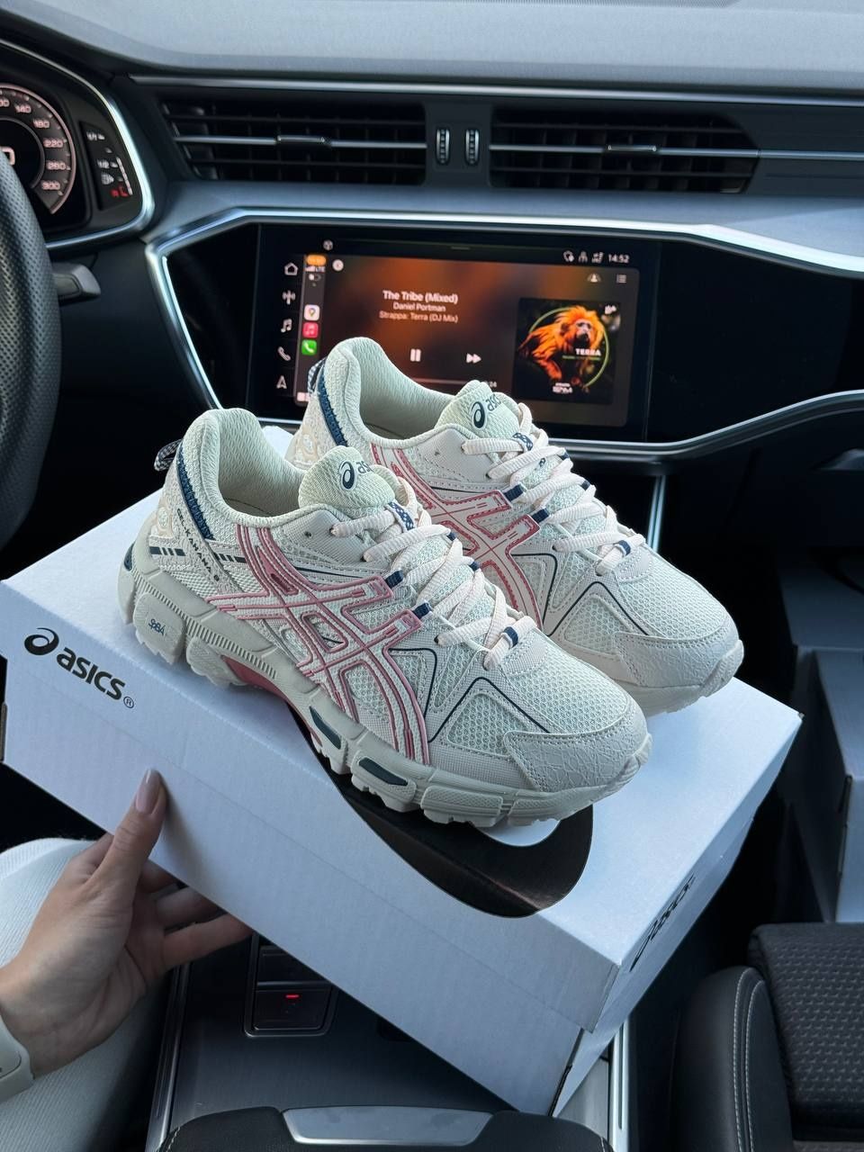 Женские кроссовки Asics Gel Kahana 8 Beige Pink асікс кросівки