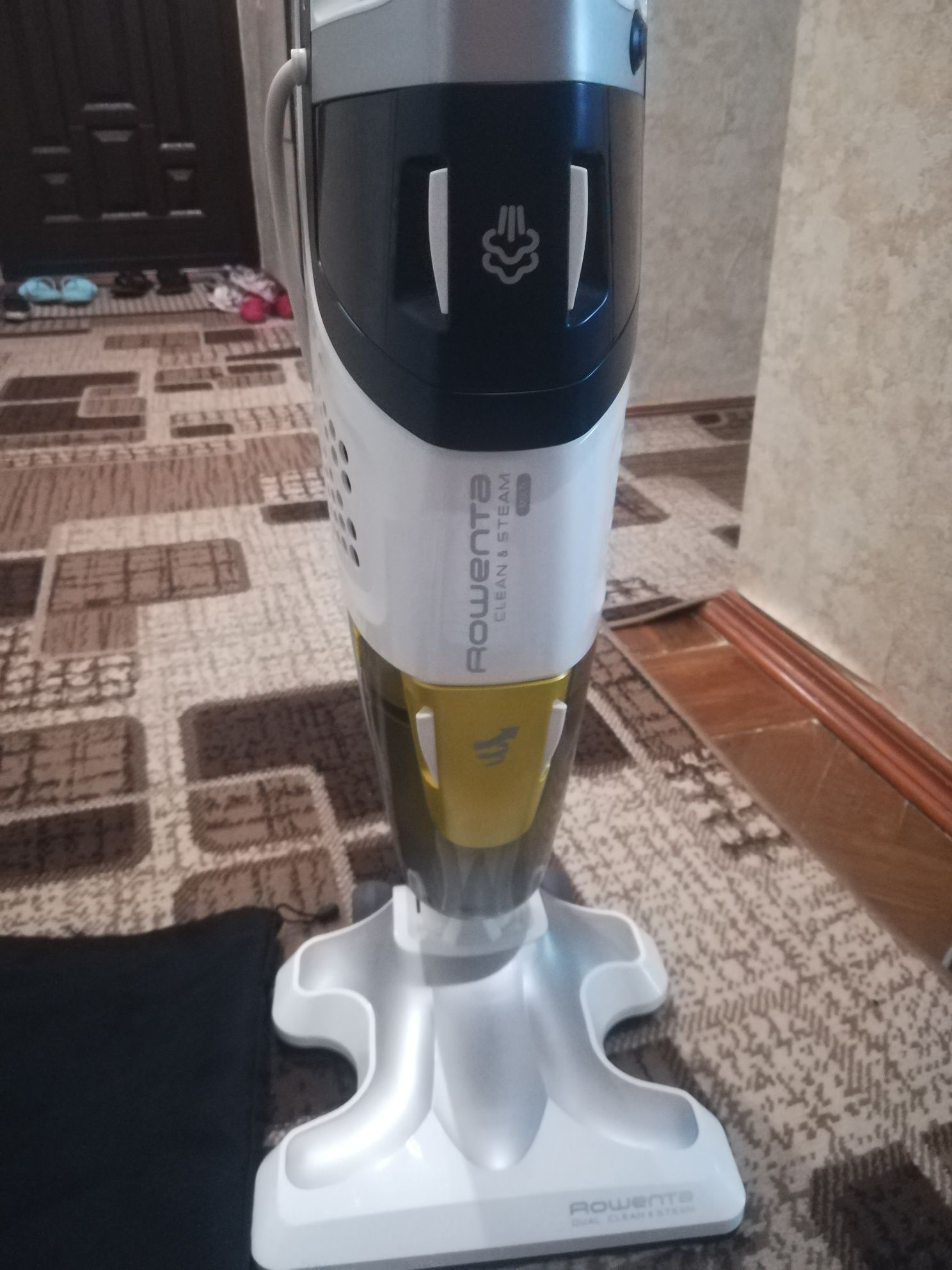 Пилосос ручний для дому Rowenta RY856WH.