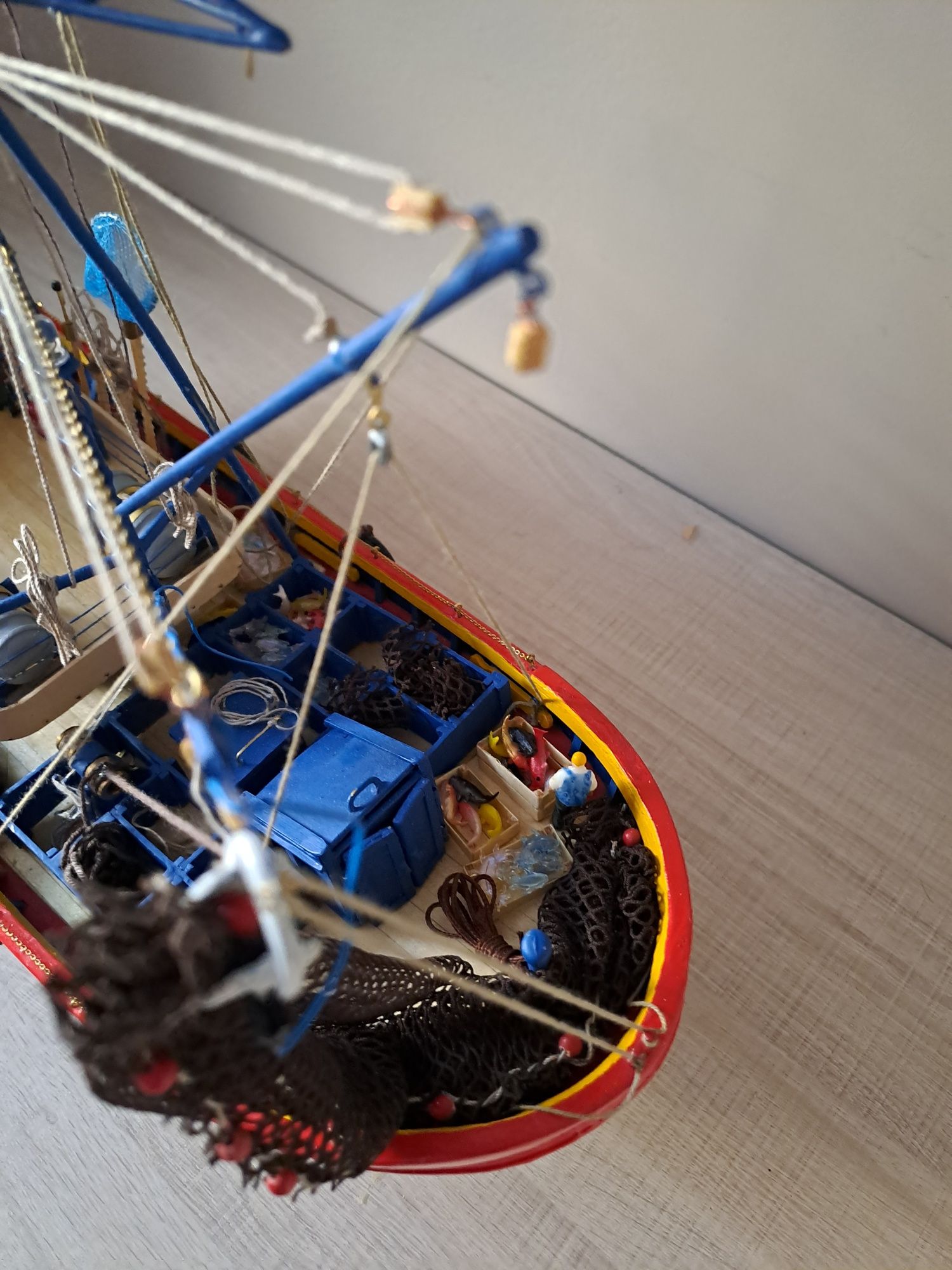 Model pływający kutra rybackiego rc
