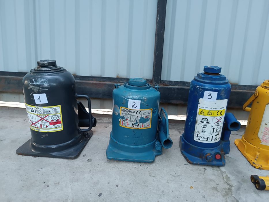 Домкрати  DAF MAN VOLVO SCANIA Mersedes Renault