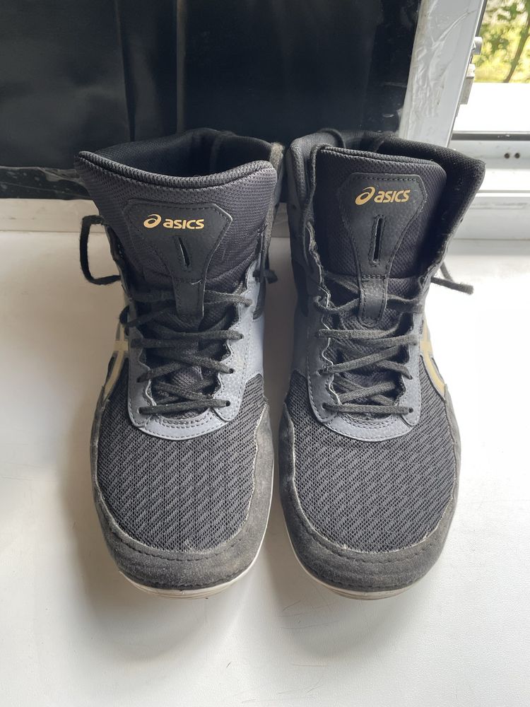 Борцовки ASICS Matflex 6 45 розмер.