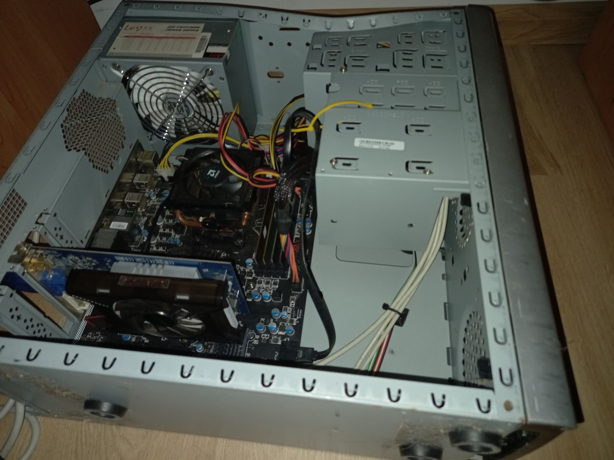 Komputer stacjonarny amd fx 4130 quad core 3.8ghz