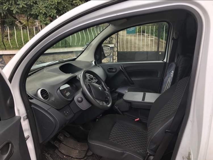 Renault kangoo 1.5 cdi com poucos km