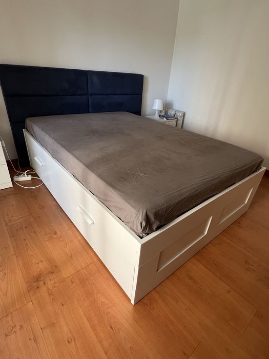 Cama Casal BRIMNES - Ikea,  cama com arrumacao 140 x 200 cm