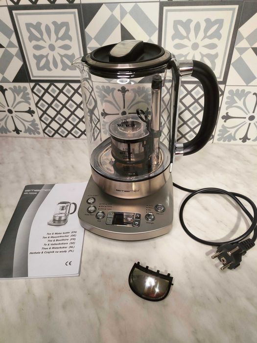 Czajnik elektryczny Emerio WK122248  1,7 l srebrny/szary Powystawowy