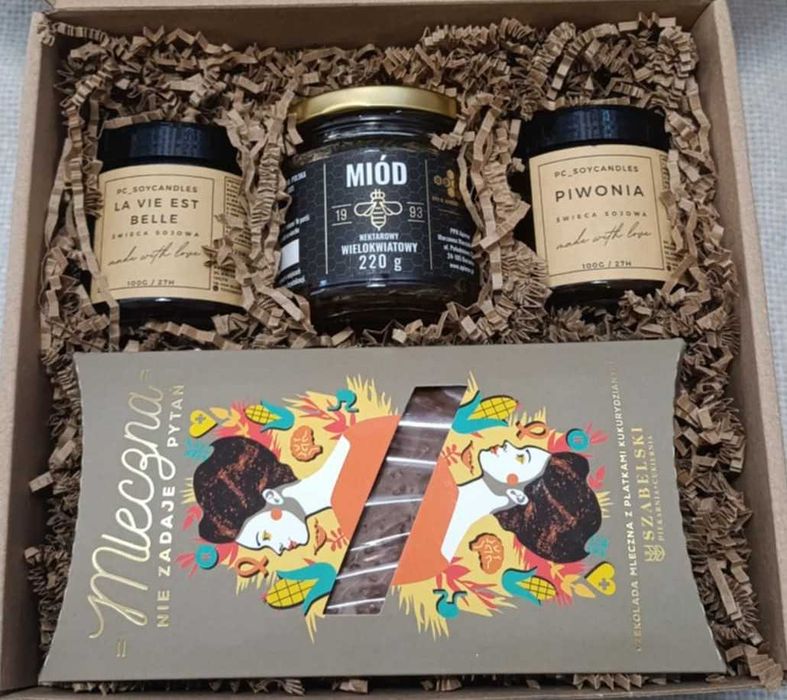 Zestaw Prezentowy 2xŚwieca Sojowa 120+Miód W.220g+CZPK