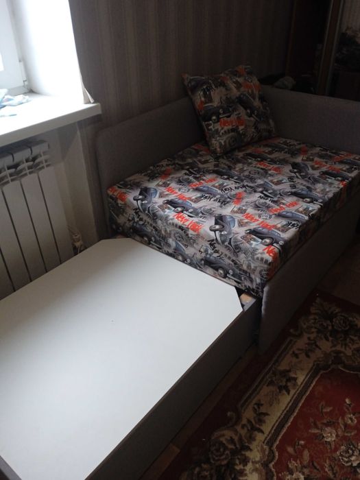 Диван-"квадратик" детский