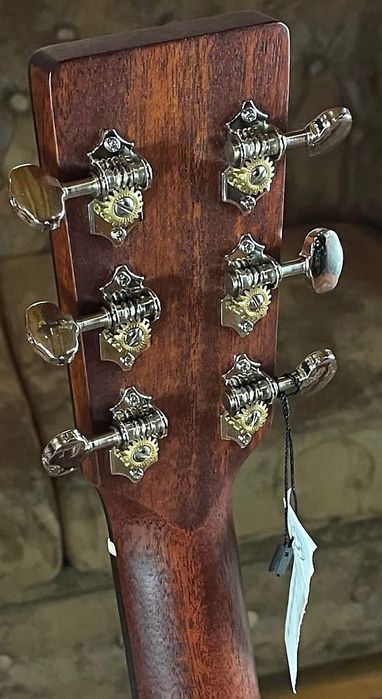 Gitara akustyczna Eastman E1OM-CLA (lite drewno)