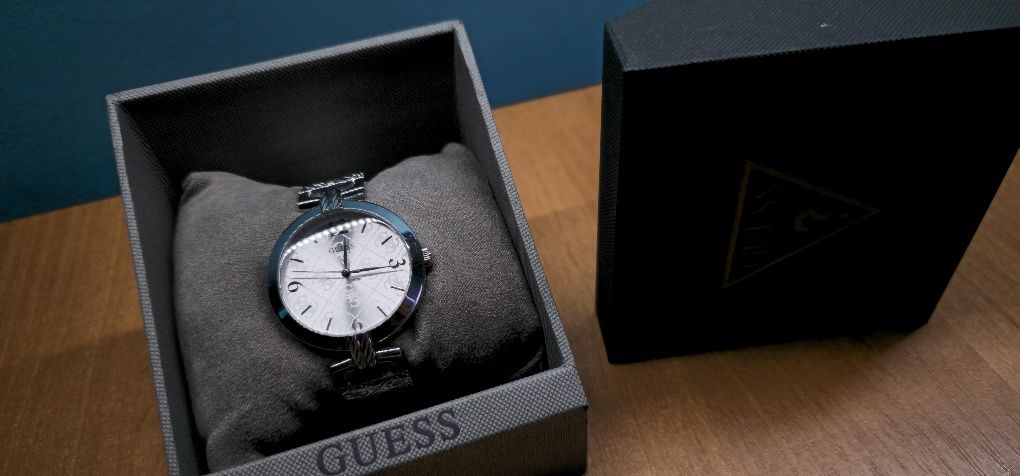 Zegarek damski Guess