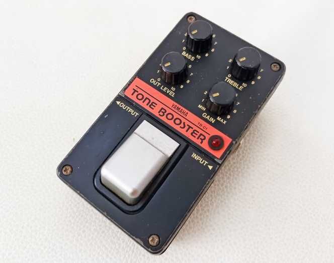 Pedais vintage Ibanez Bass EQ Yamaha Tone Booster