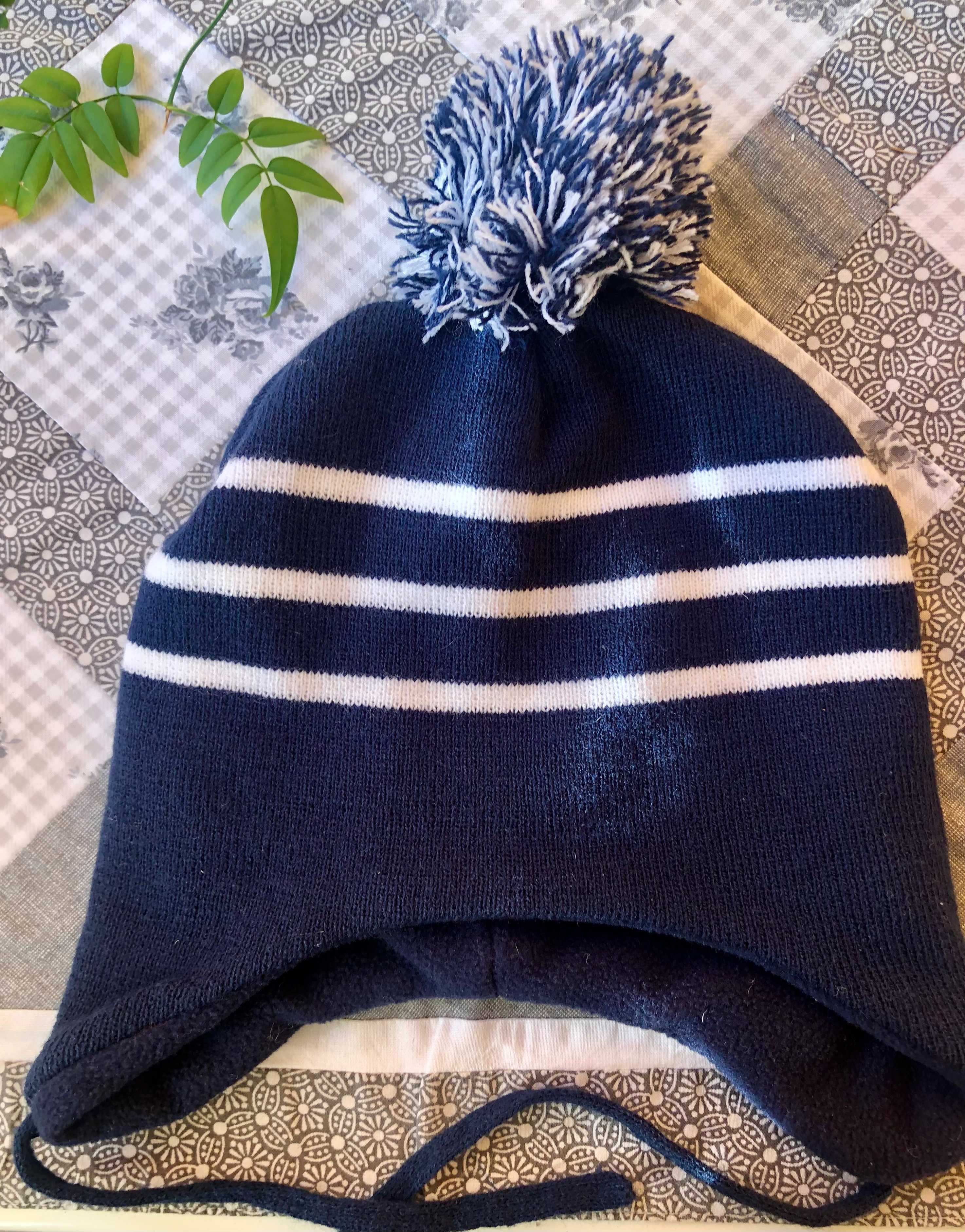 Теплая зимняя шапка на флисе . Новая с биркой от фирмы Lupilu,  H & M.